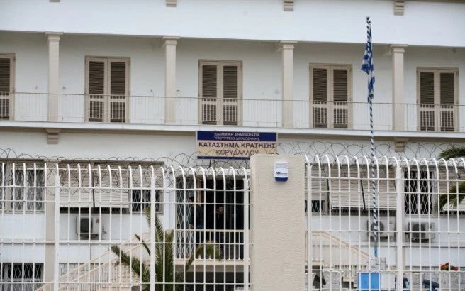 Μαφία του Κορυδαλλού: Πως εμλεκόμενοι δικηγόροι ζητούσαν «εγγυήσεις» από ανώτατα στελέχη της ΕΛ.ΑΣ.